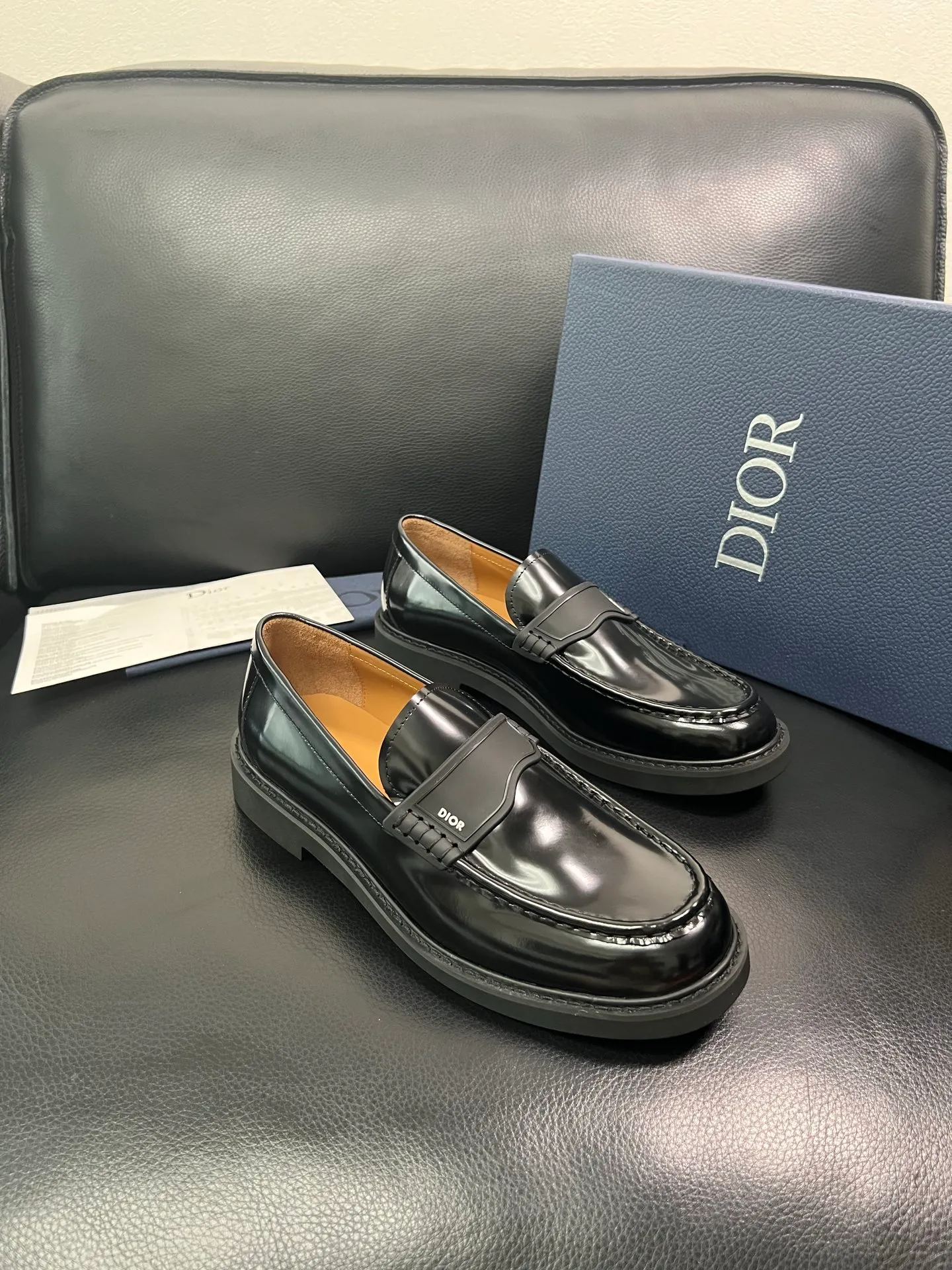 Men's men's shoes💰860 Dior top crafts Dior counter synchronization, original factory configuration, original cowhide fabric imported from Italy, breathable and comfortable imported water-dyed cow lining, sole: original factory special supply original sole super comfortable, original factory with single goods high quality, you can enter and exit the counter at will, welcome to compare counter synchronization, code number 39-44 (order 38 45) 85853